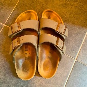 Birkenstock’s size 37